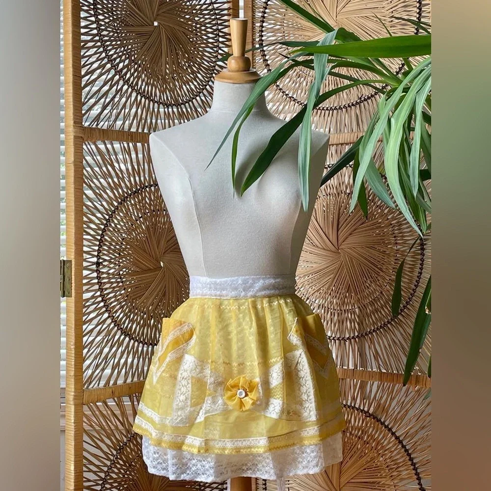 ✨ Lovely Sheer Vintage 50s Apron - Picture 1 of 2